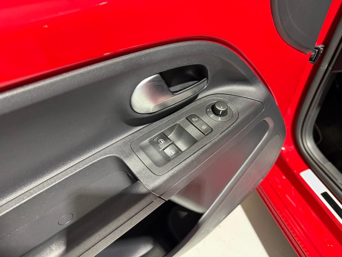 volkswagen-up-2022-gasolina-999cc