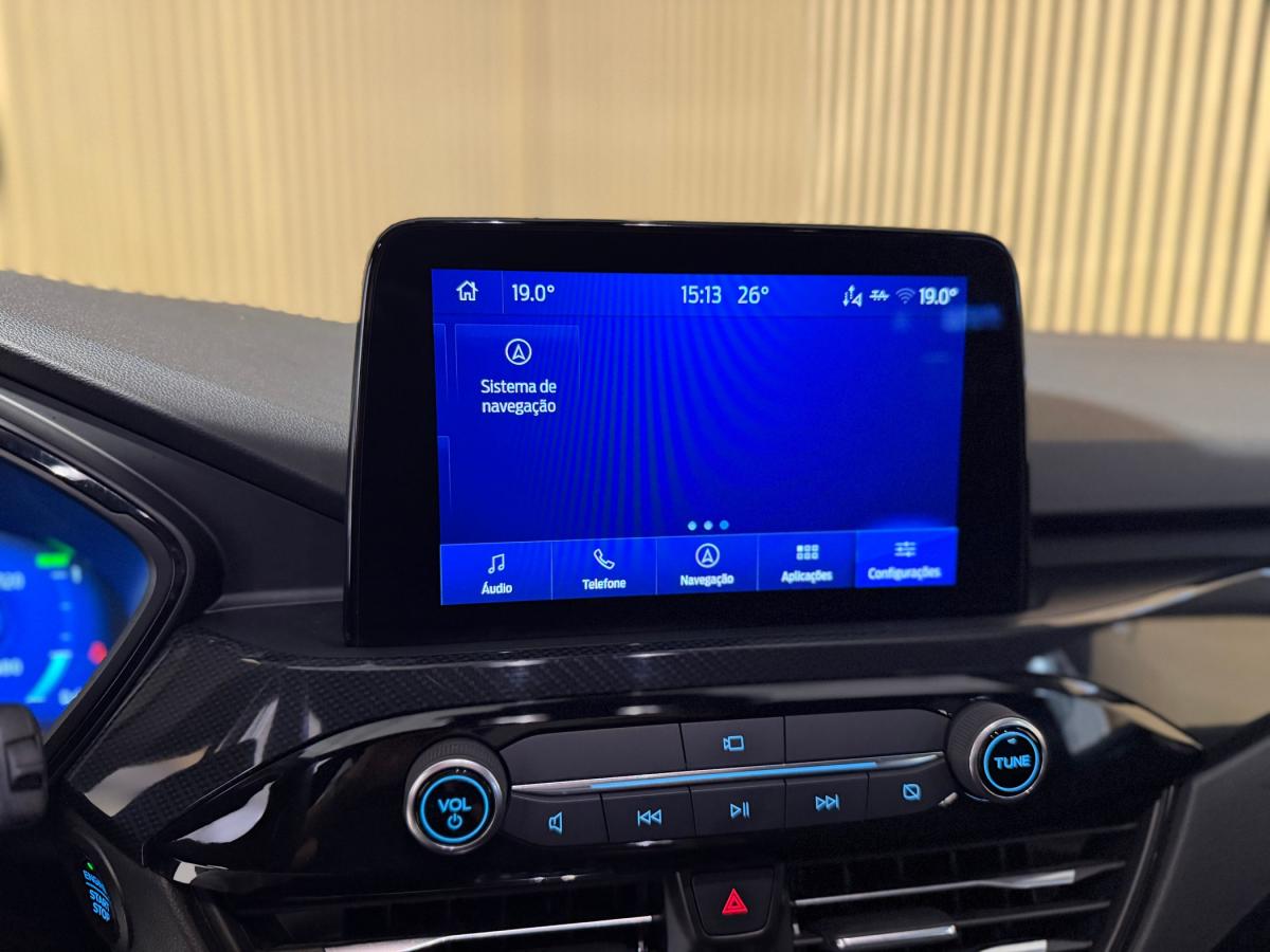 ford-kuga-2023-hibrido-a-gasolina-2488cc