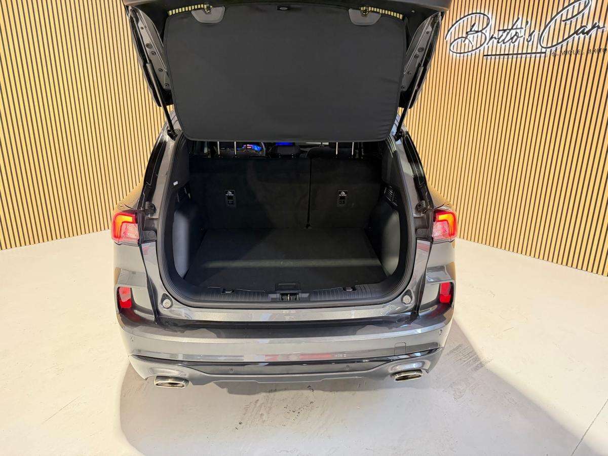 ford-kuga-2023-hibrido-a-gasolina-2488cc