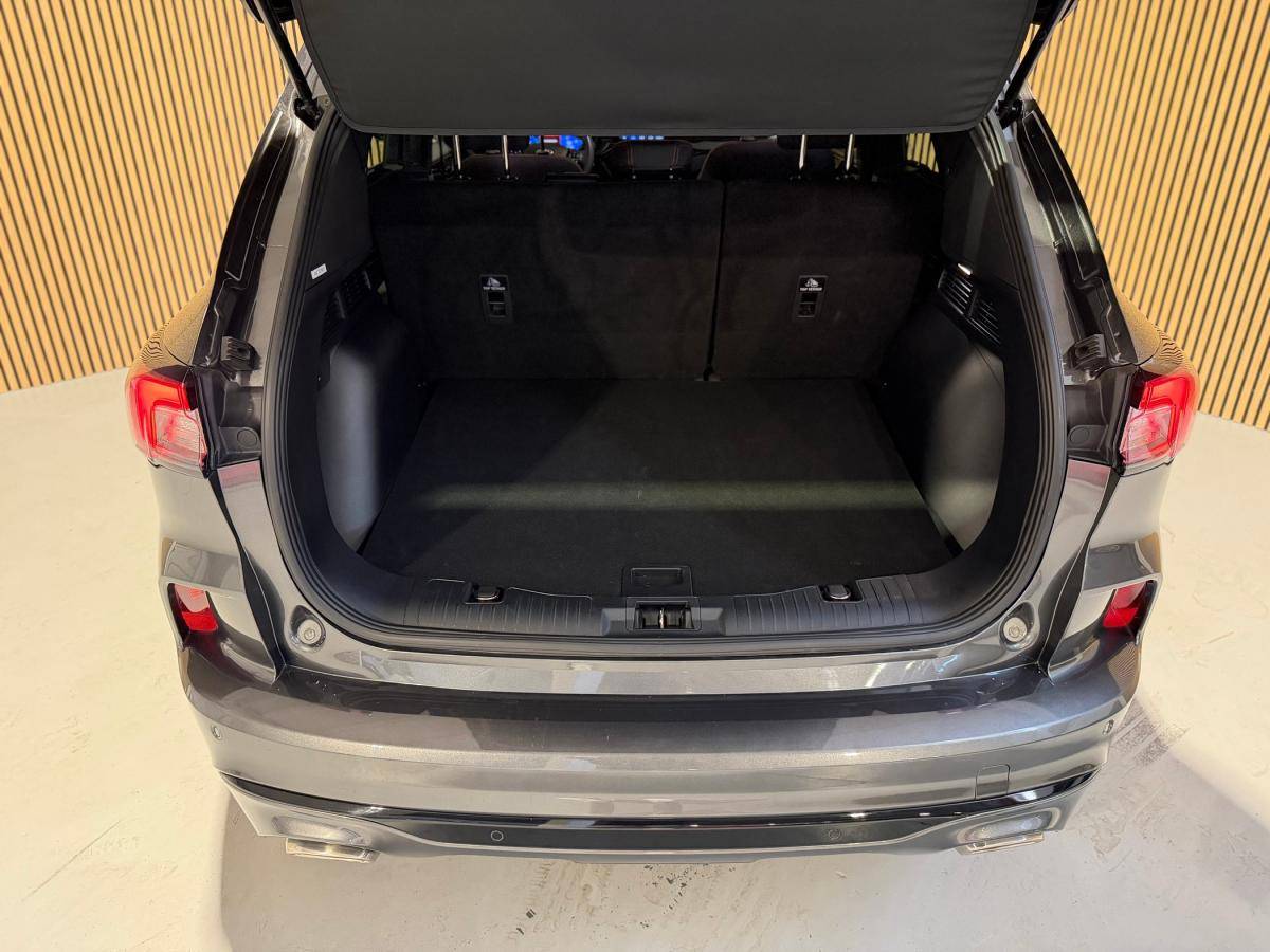 ford-kuga-2023-hibrido-a-gasolina-2488cc