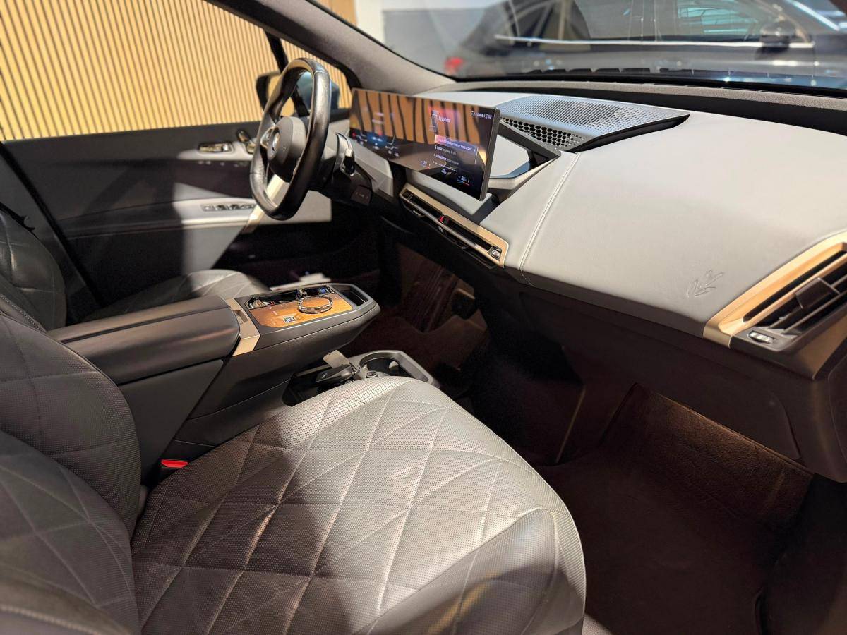 bmw-ix-2021-eletrico-500cc
