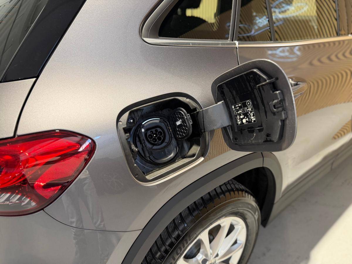 mercedes-benz-gla-2022-hibrido-a-gasolina-1332cc