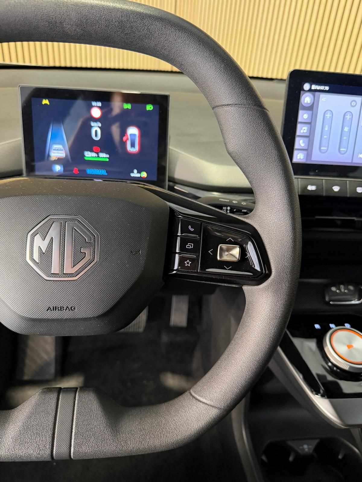 mg-mg4-2023-eletrico-500cc