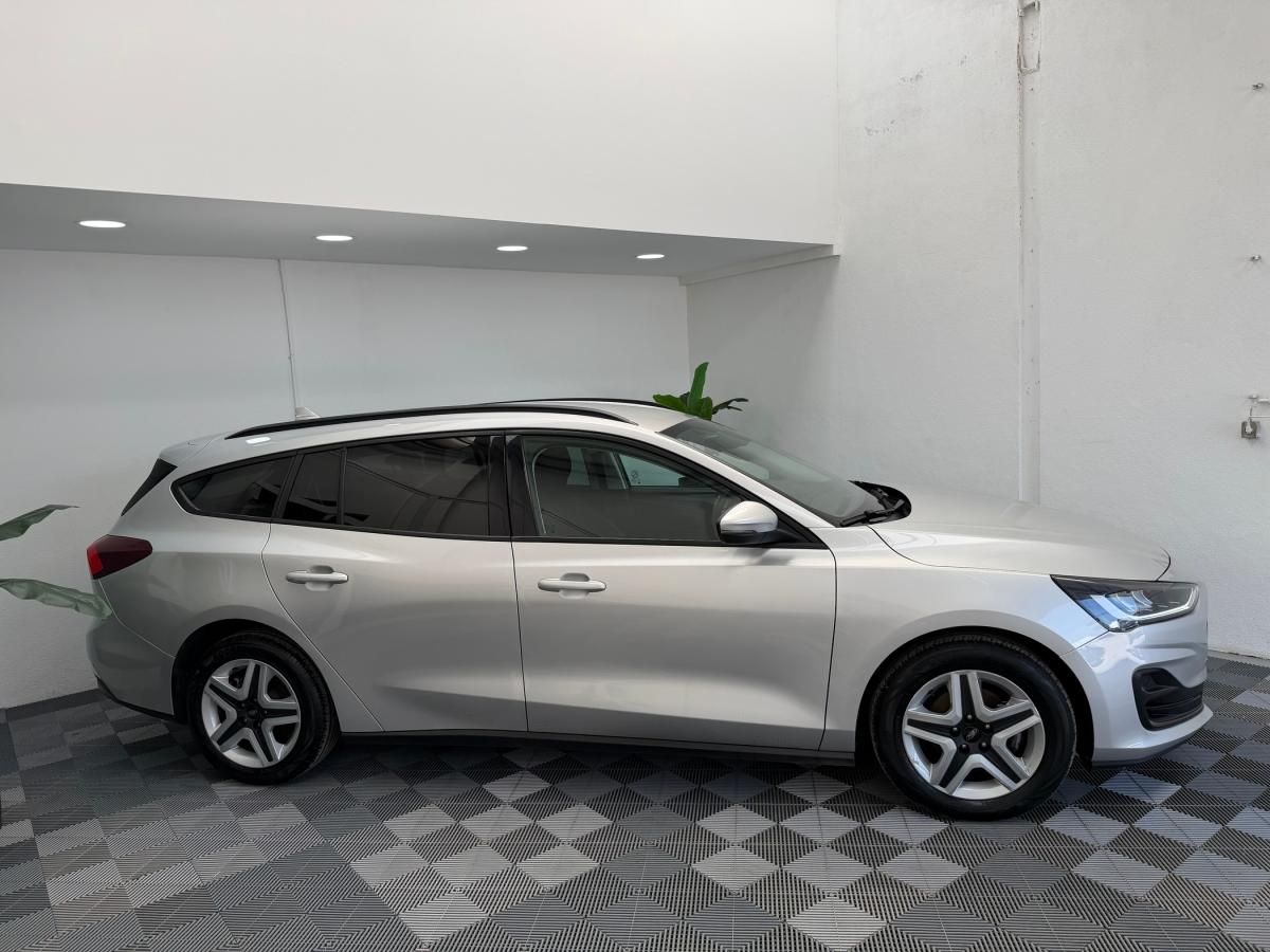 ford-focus-sw-2023-gasolina-998cc