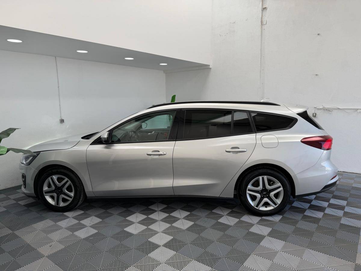 ford-focus-sw-2023-gasolina-998cc