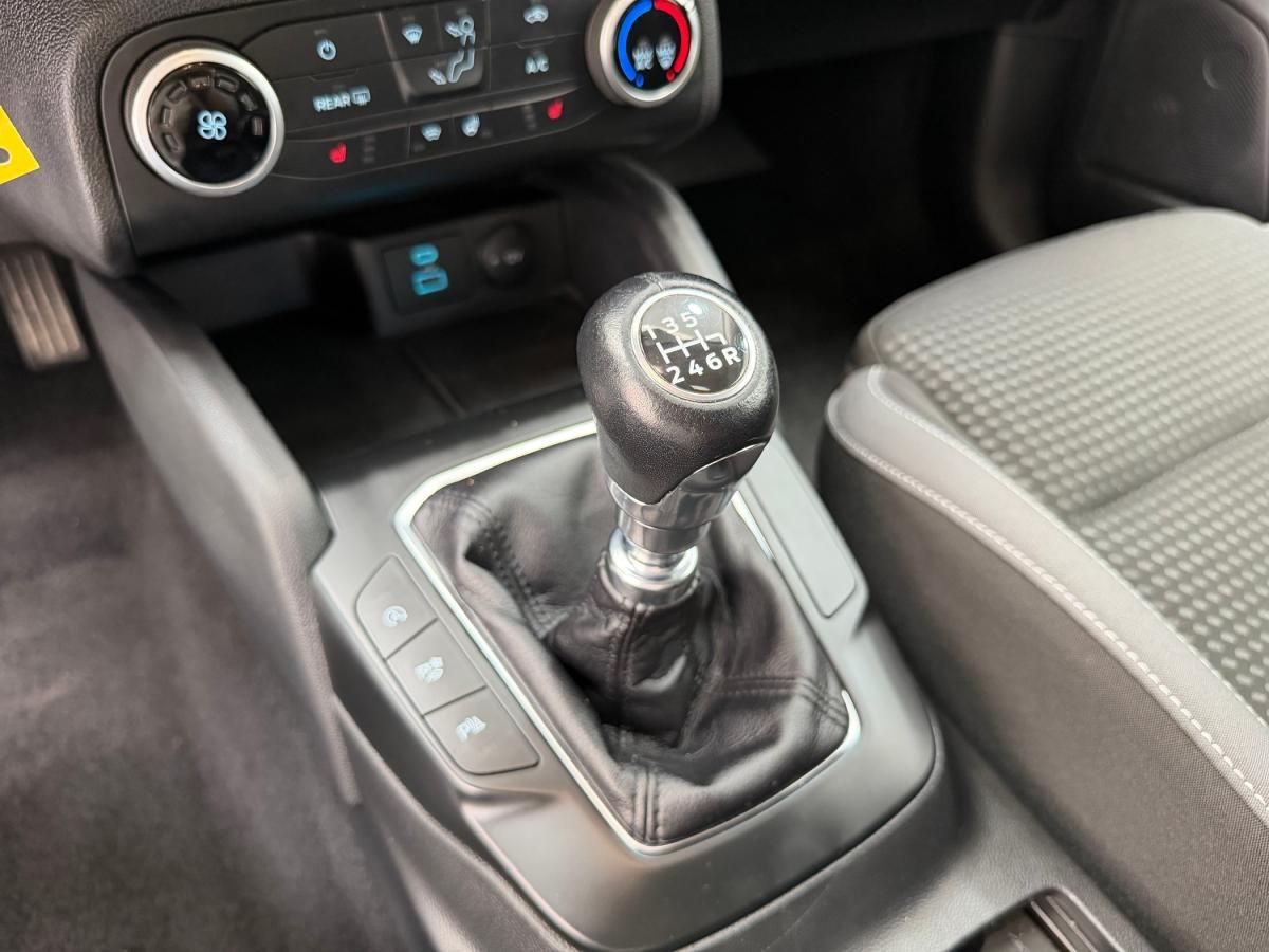 ford-focus-sw-2023-gasolina-998cc