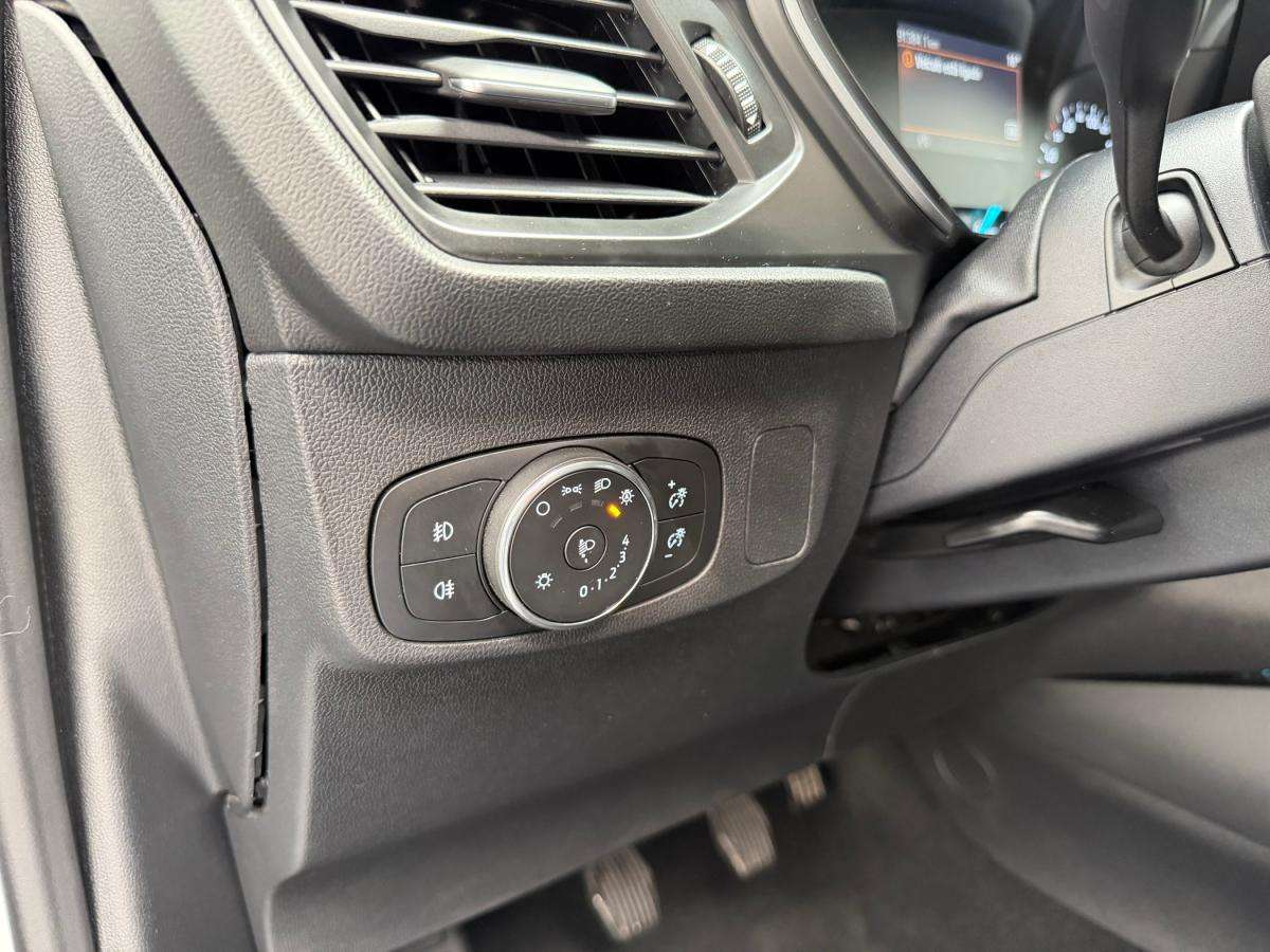 ford-focus-sw-2023-gasolina-998cc