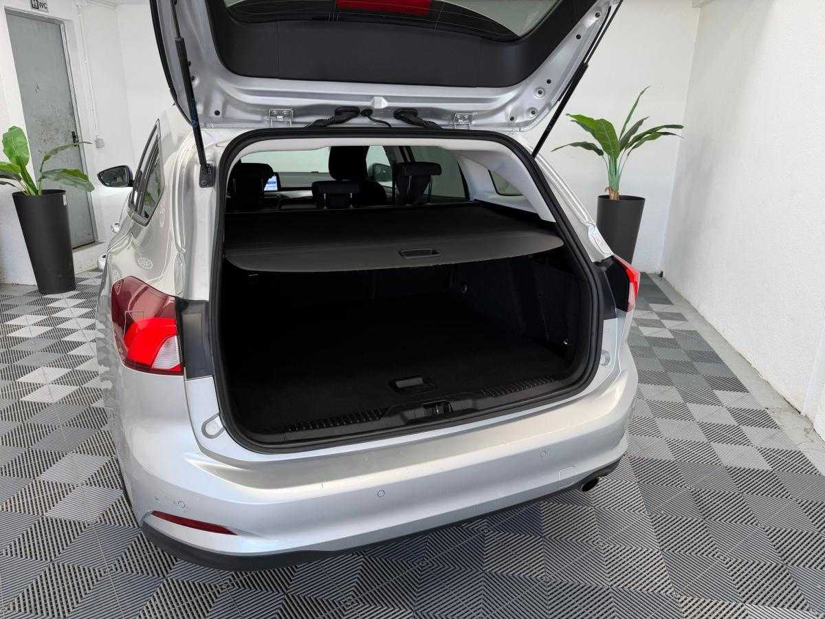 ford-focus-sw-2023-gasolina-998cc