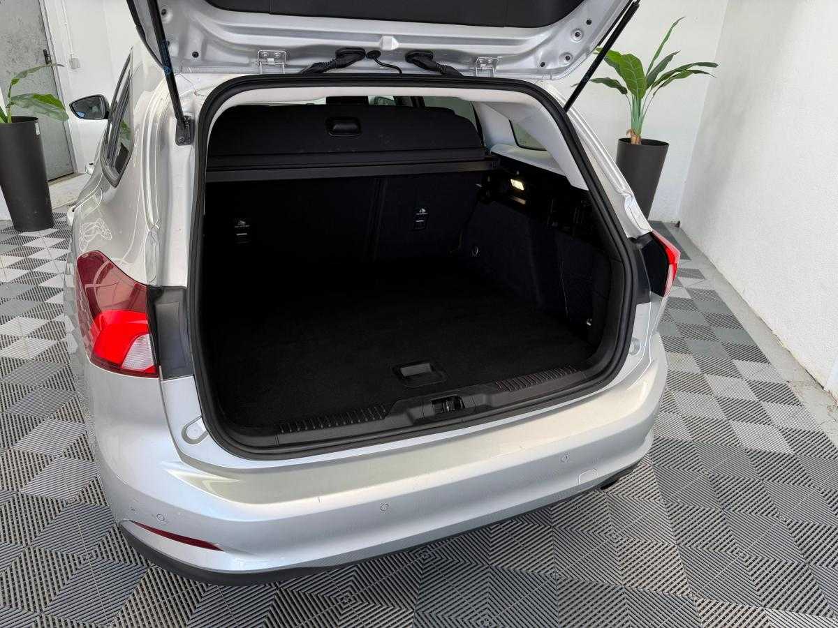 ford-focus-sw-2023-gasolina-998cc