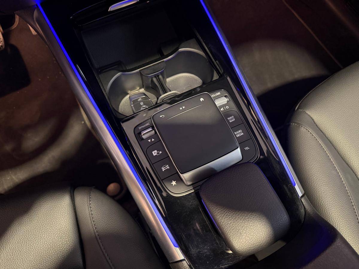 mercedes-benz-gla-2022-hibrido-a-gasolina-1332cc