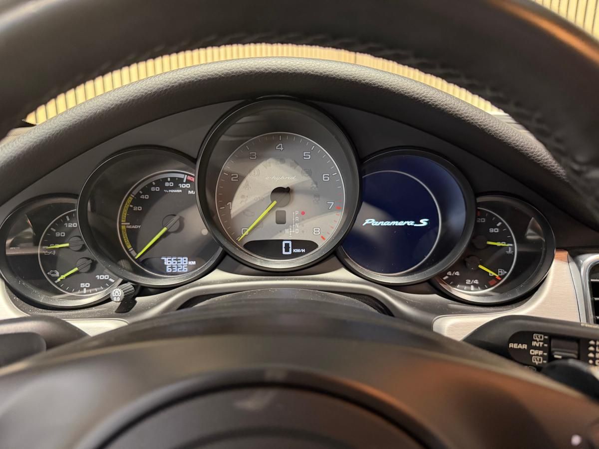 porsche-panamera-2014-hibrido-a-gasolina-2995cc