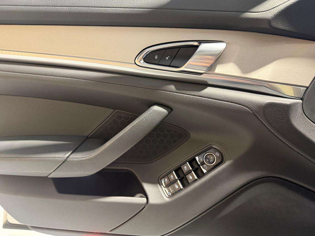 porsche-panamera-2014-hibrido-a-gasolina-2995cc