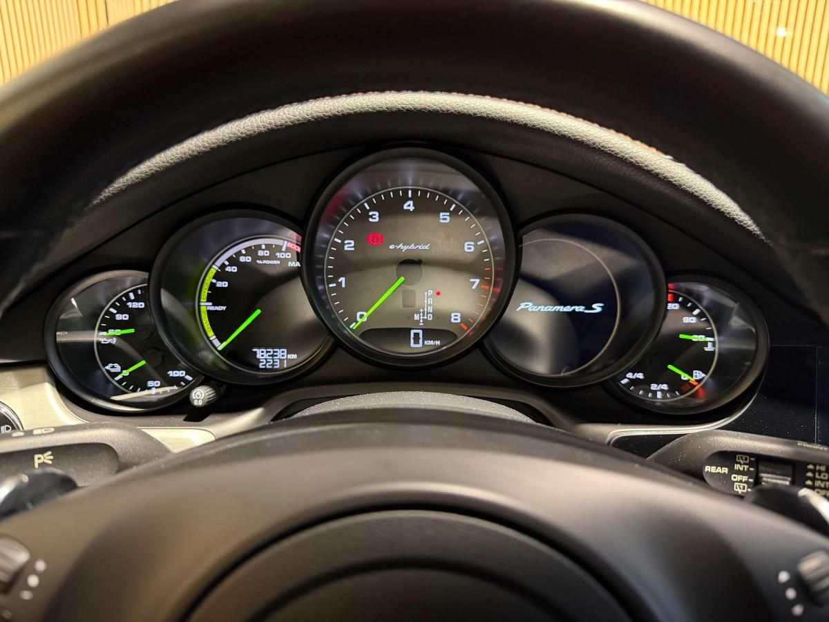 porsche-panamera-2014-hibrido-a-gasolina-2995cc