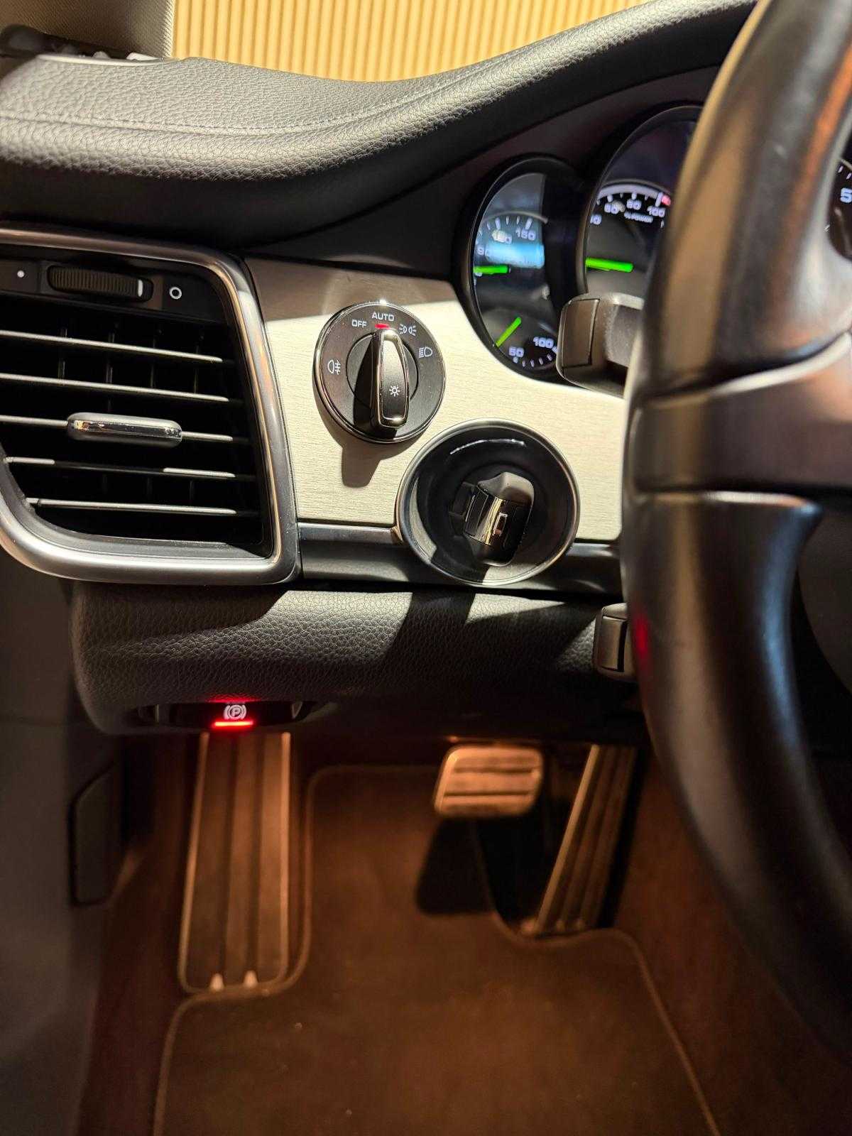 porsche-panamera-2014-hibrido-a-gasolina-2995cc