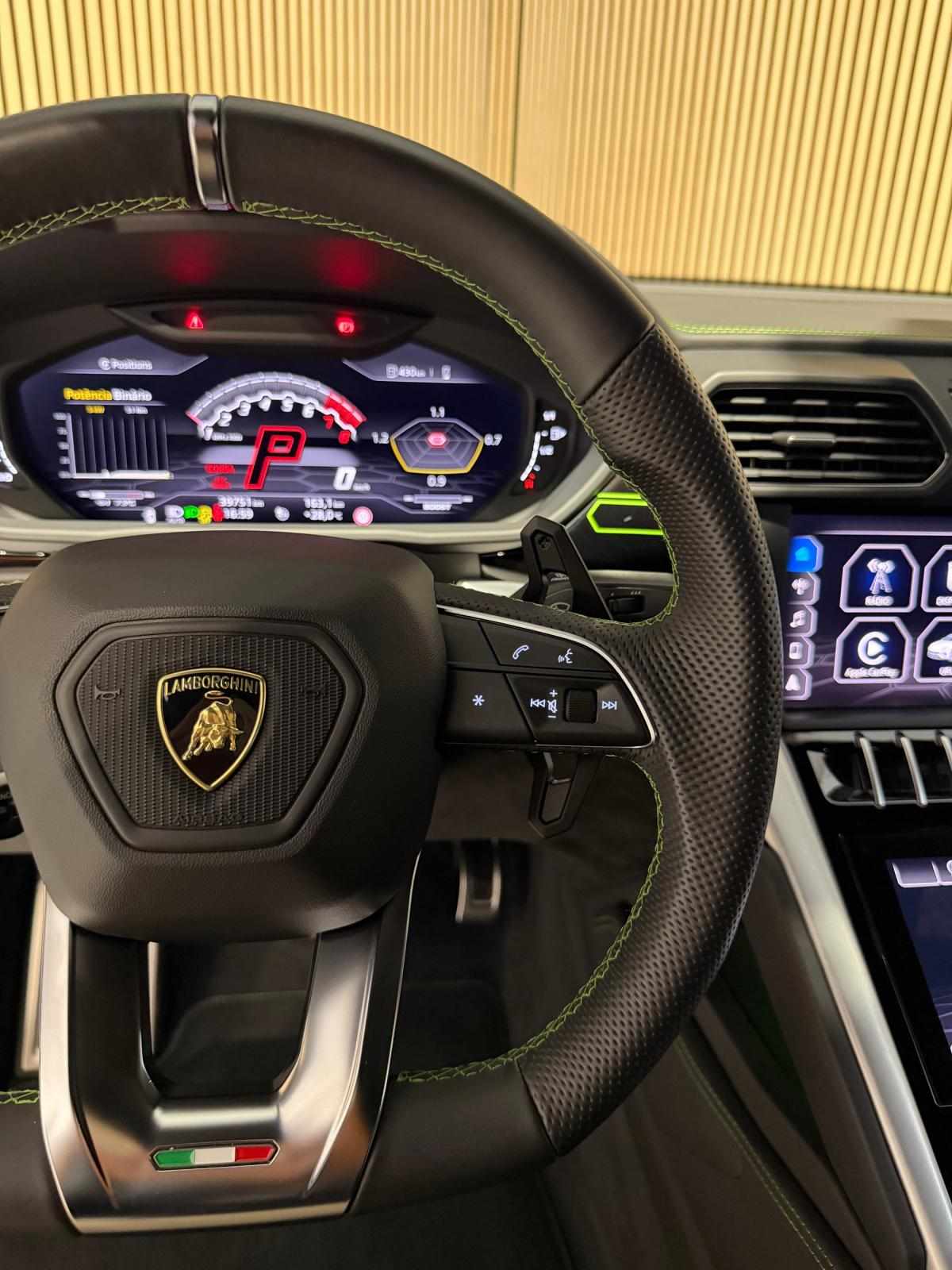 lamborghini-urus-2019-gasolina-3996cc