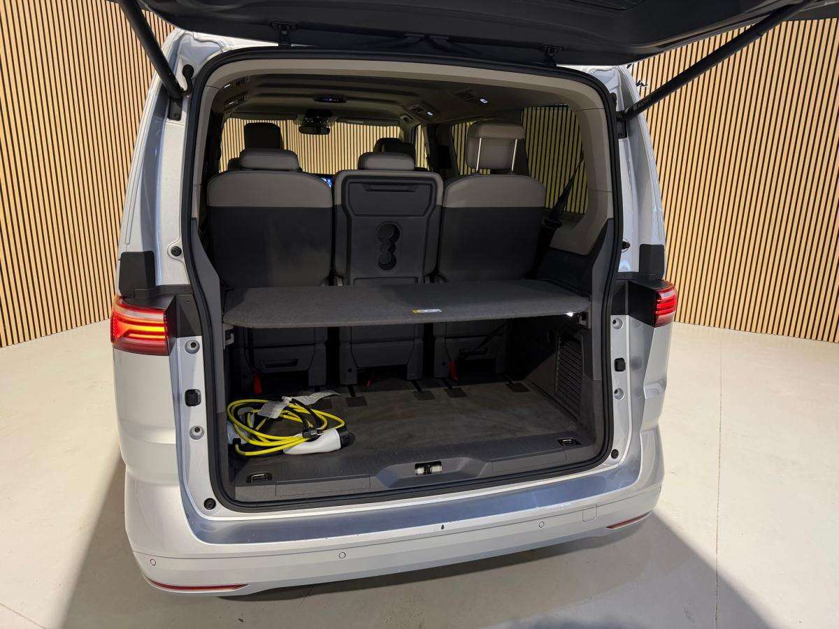volkswagen-multivan-2023-hibrido-a-gasolina-1395cc