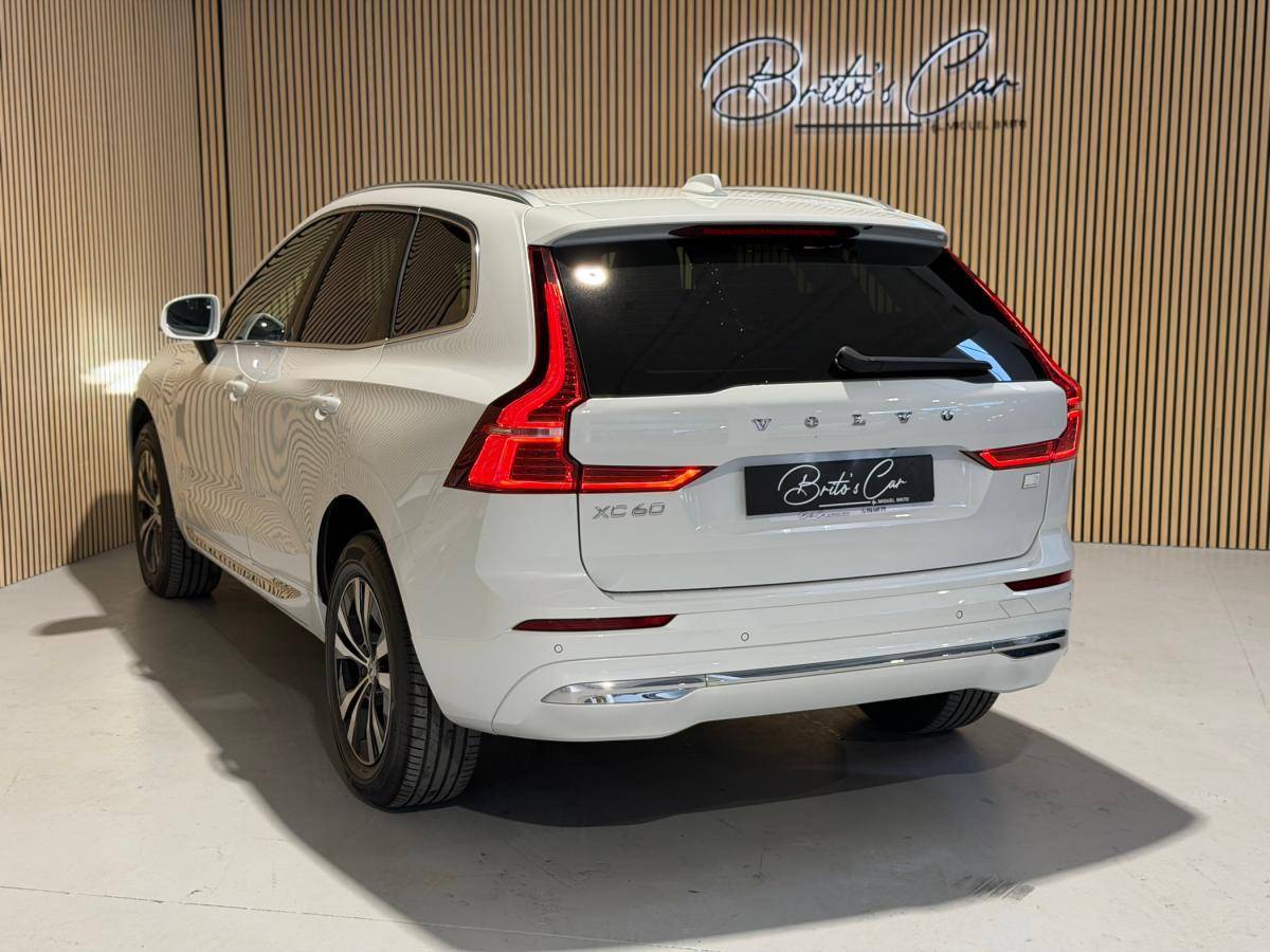 volvo-xc60-2021-hibrido-a-gasolina-1969cc