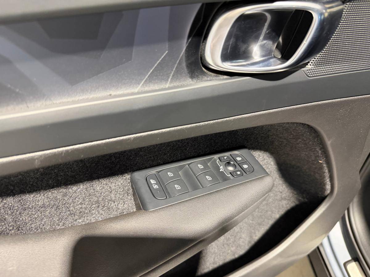 volvo-c40-2023-eletrico-0cc