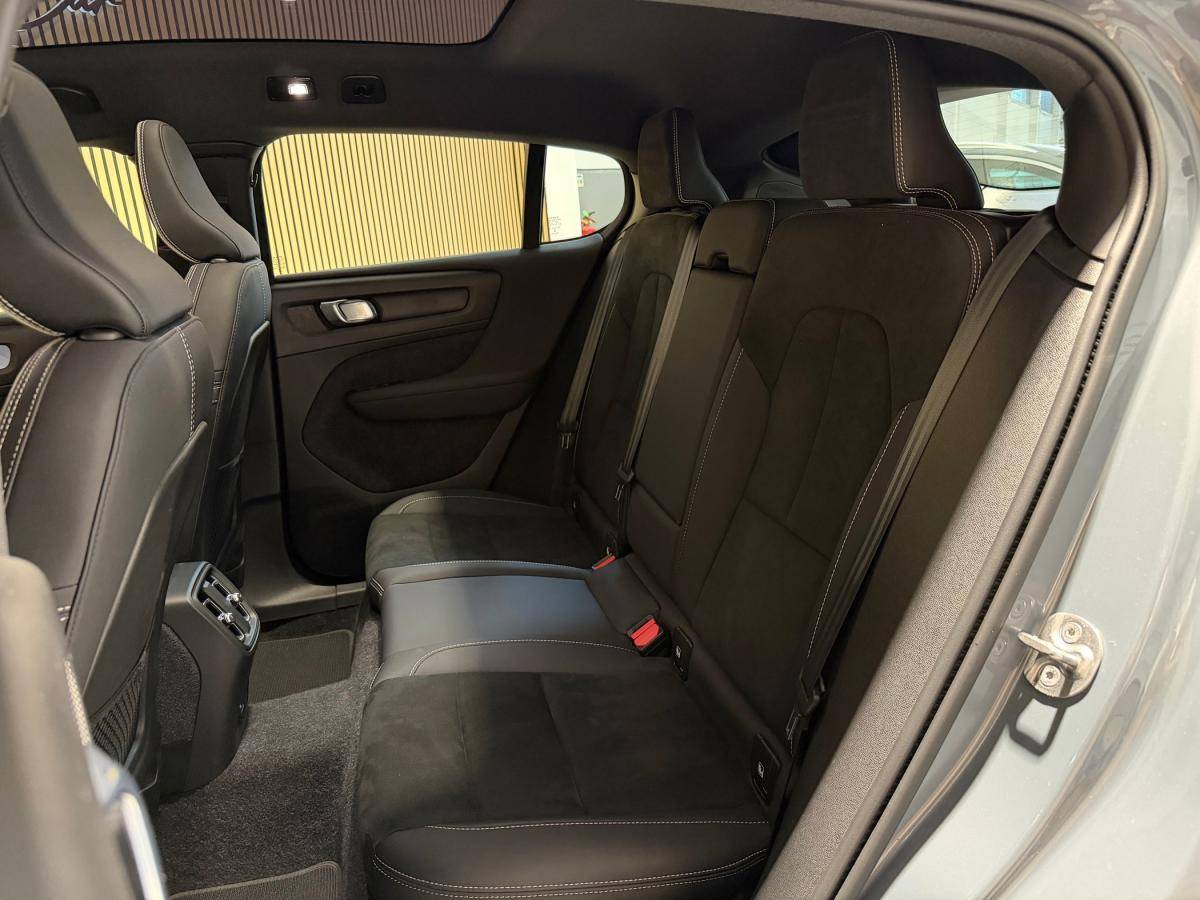 volvo-c40-2023-eletrico-0cc