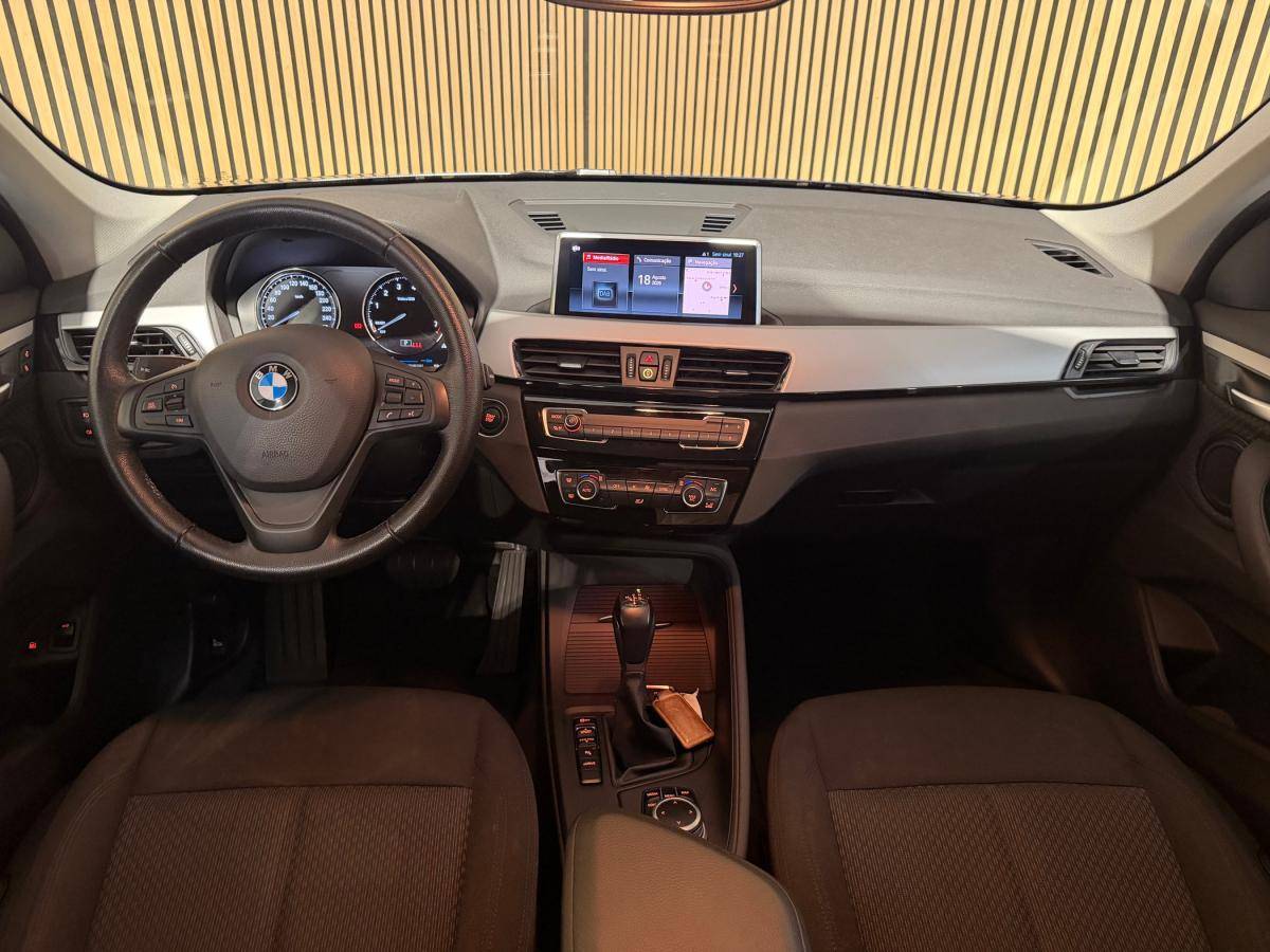 bmw-x1-2021-hibrido-a-gasolina-1499cc