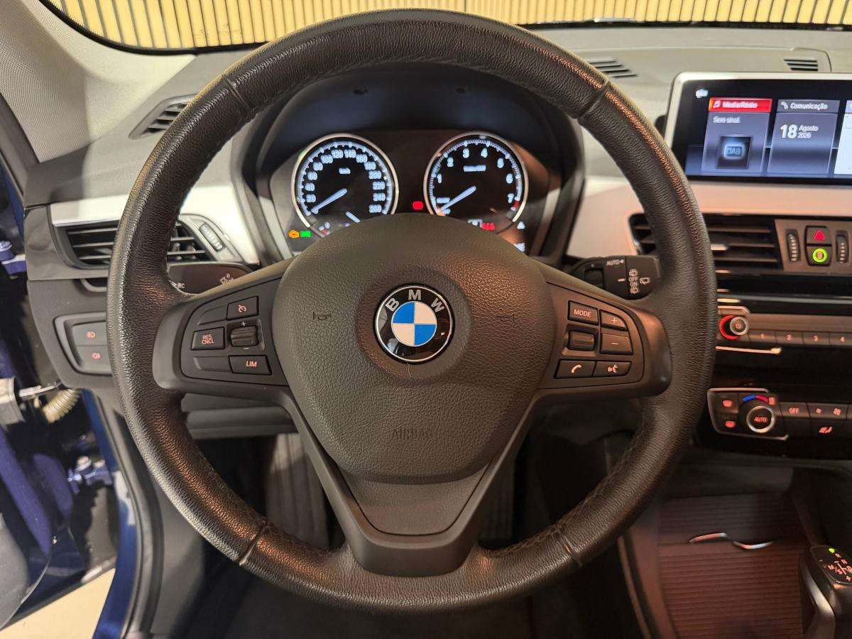 bmw-x1-2021-hibrido-a-gasolina-1499cc