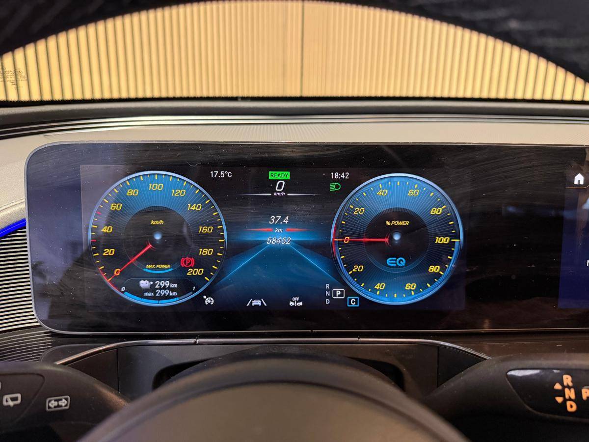 mercedes-benz-eqc-2023-eletrico-500cc