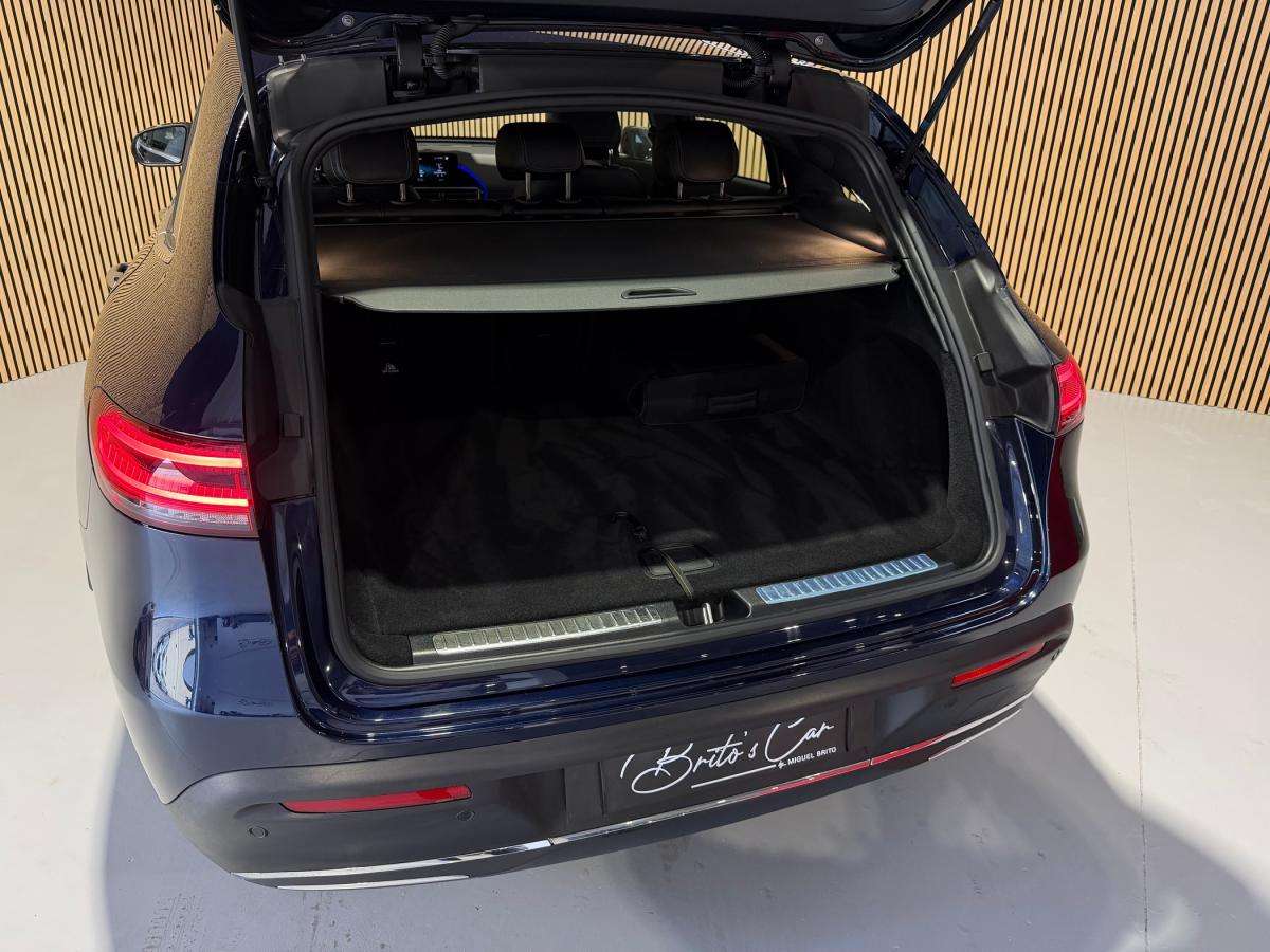 mercedes-benz-eqc-2023-eletrico-500cc