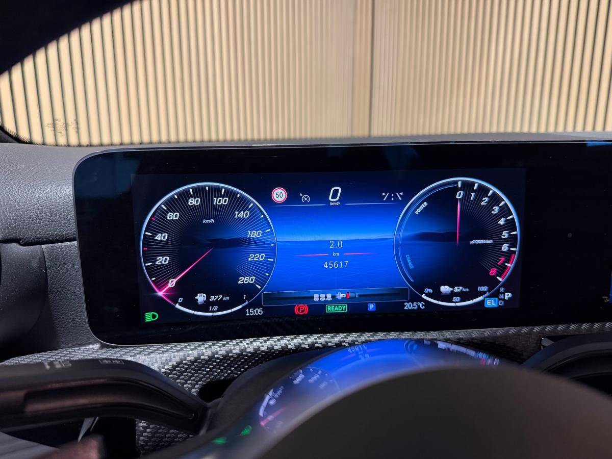 mercedes-benz-classe-a-2023-hibrido-a-gasolina-1332cc