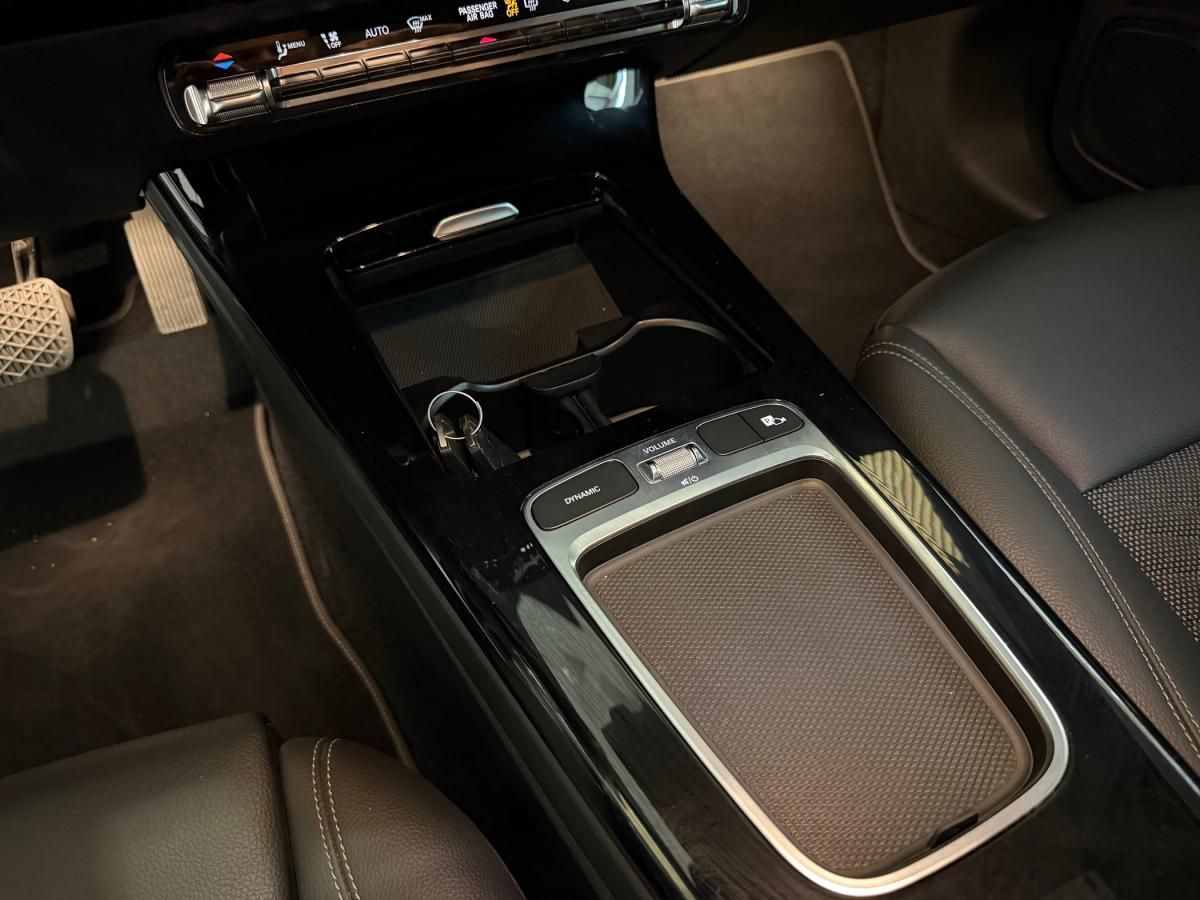 mercedes-benz-classe-a-2023-hibrido-a-gasolina-1332cc