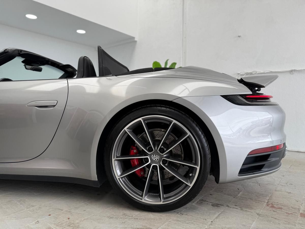 porsche-992-2020-gasolina-2981cc