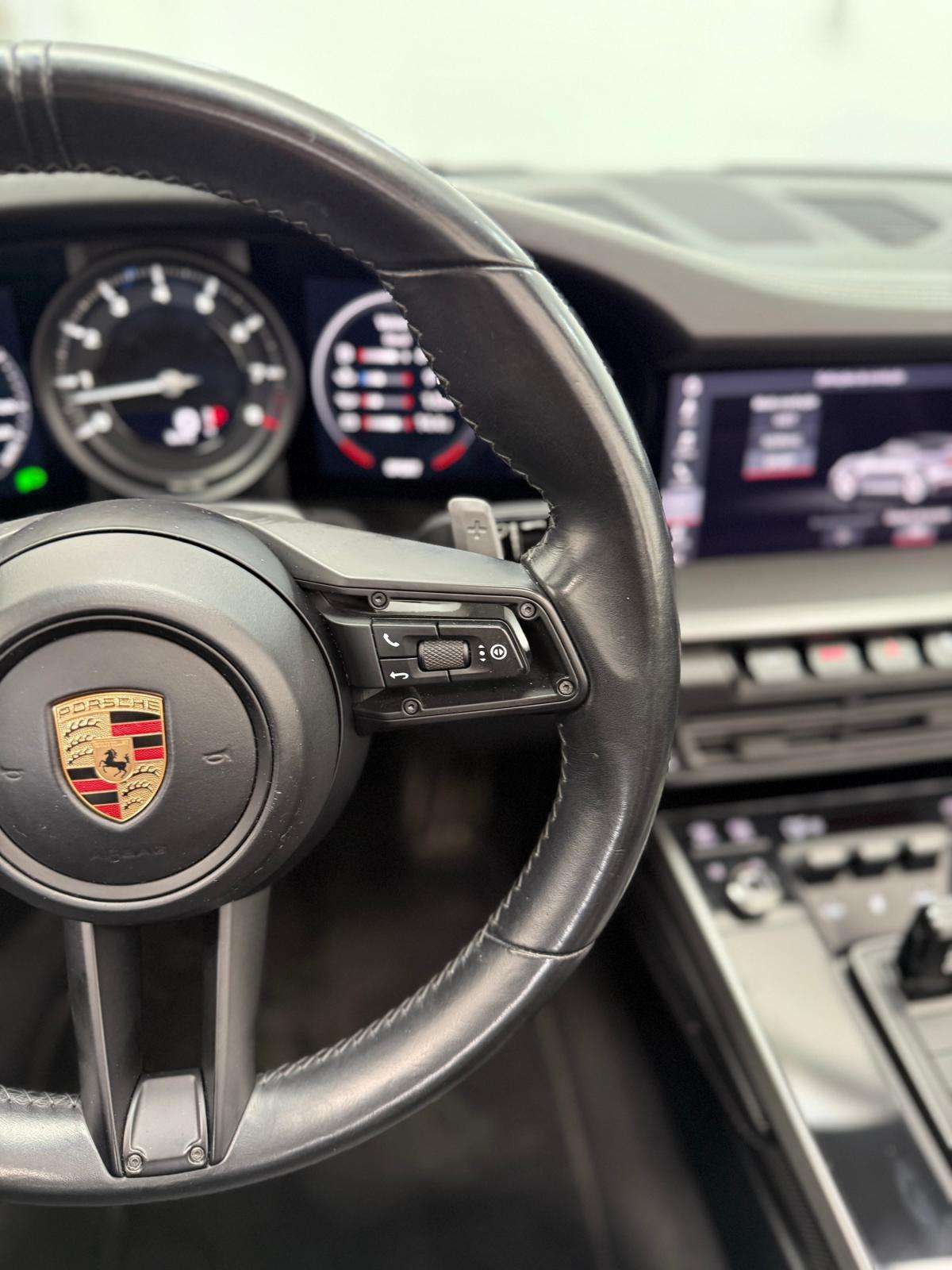 porsche-992-2020-gasolina-2981cc