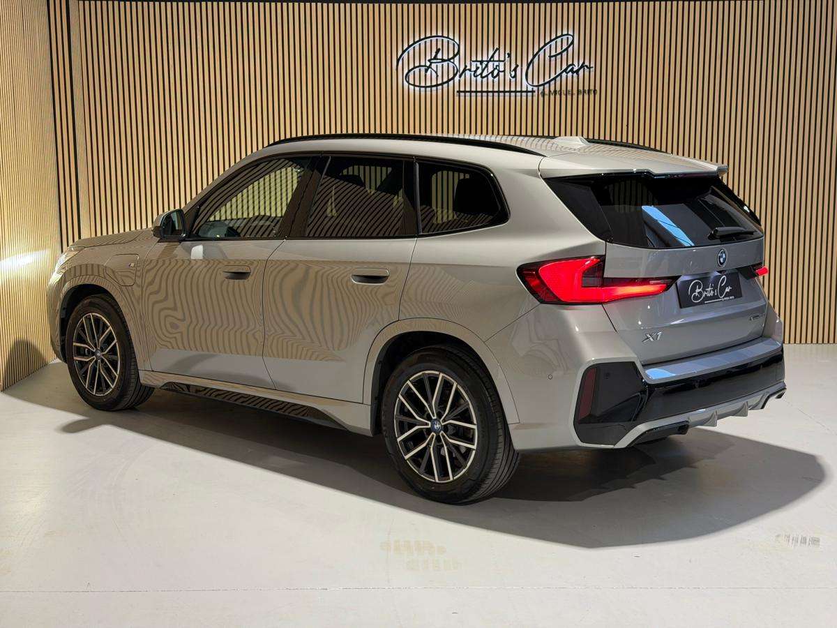 bmw-x1-2023-hibrido-a-gasolina-1499cc
