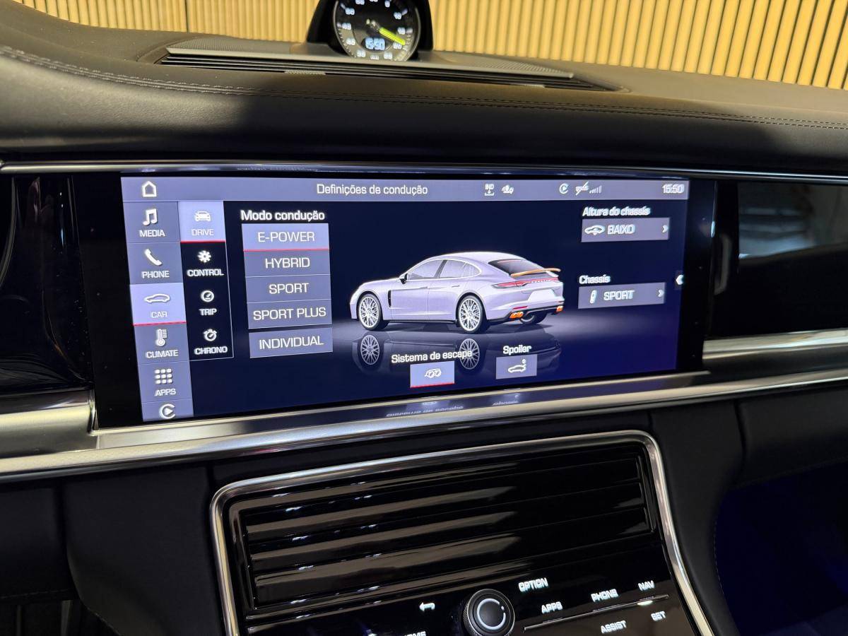 porsche-panamera-2021-hibrido-a-gasolina-2894cc