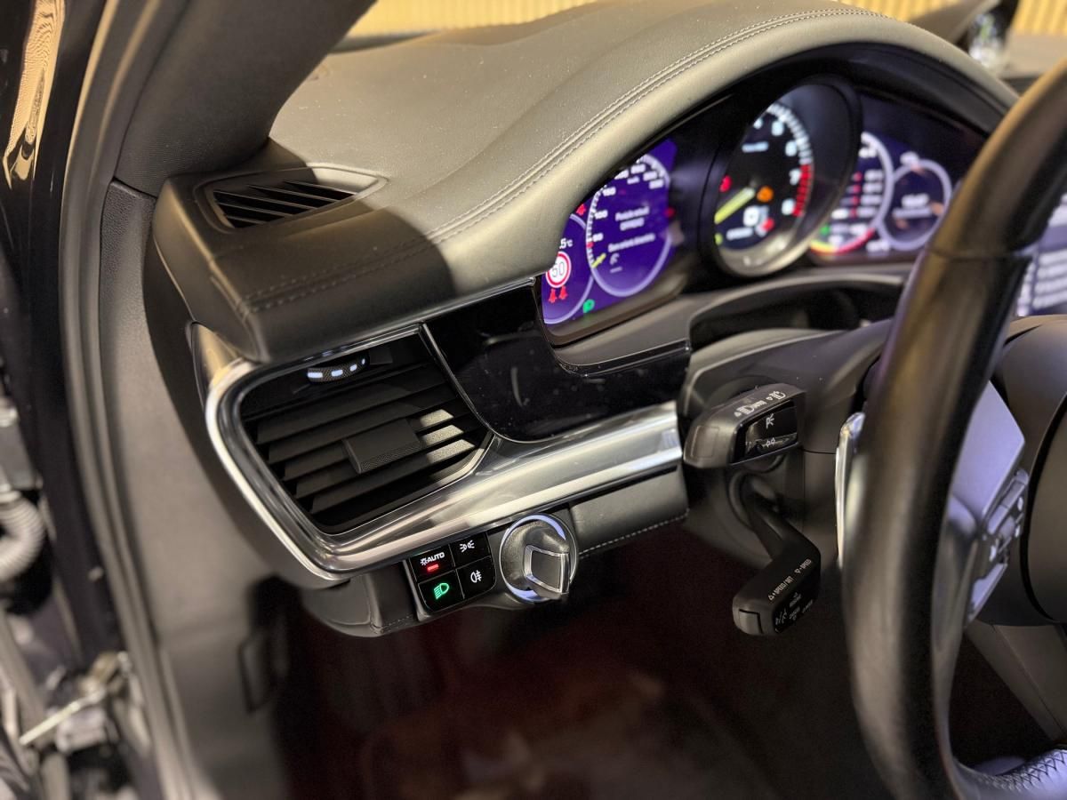 porsche-panamera-2021-hibrido-a-gasolina-2894cc