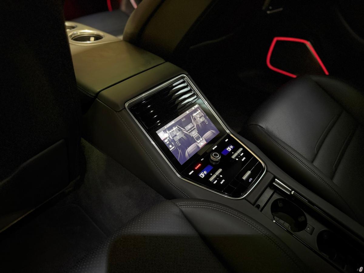 porsche-panamera-2021-hibrido-a-gasolina-2894cc