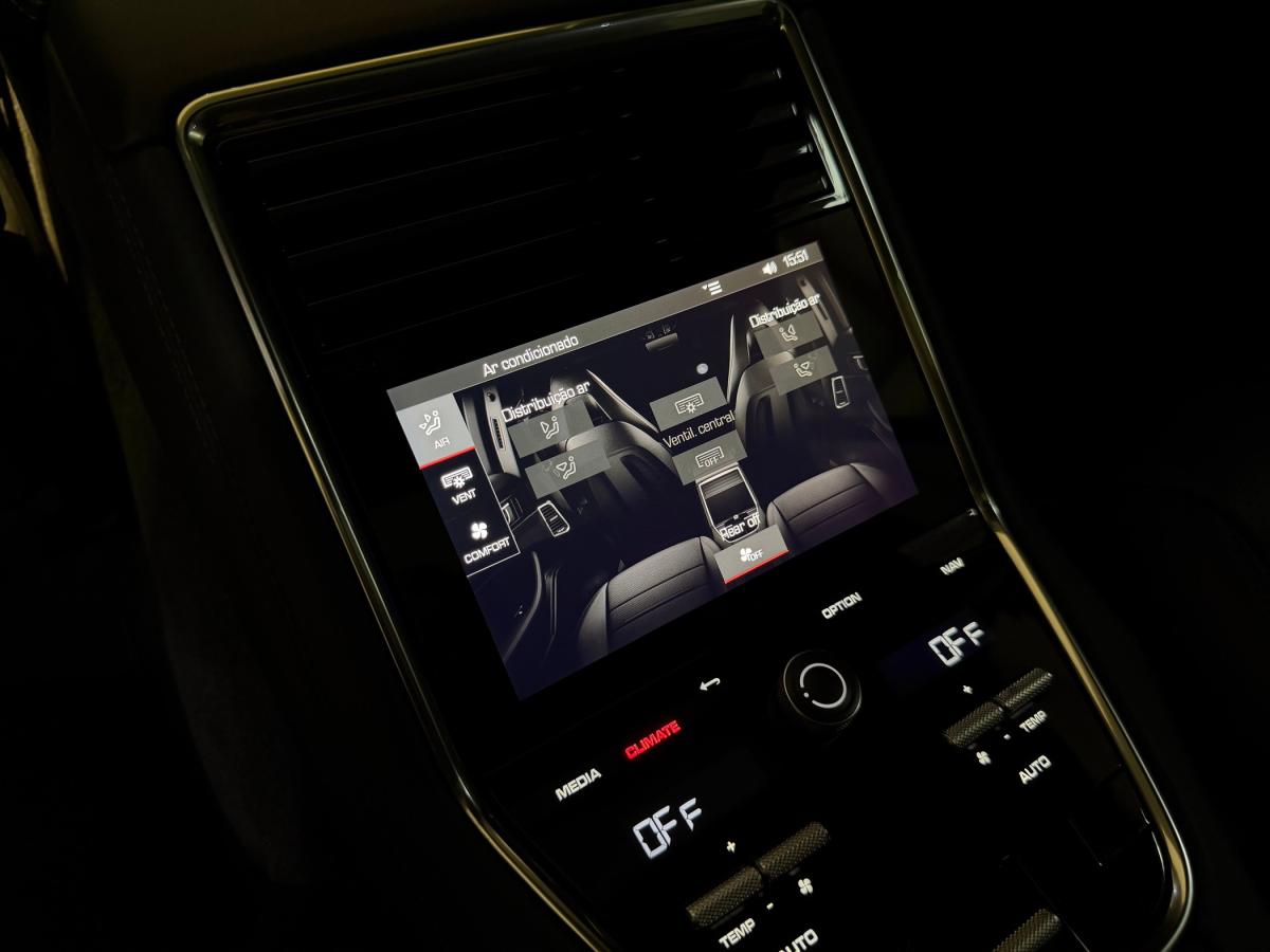 porsche-panamera-2021-hibrido-a-gasolina-2894cc