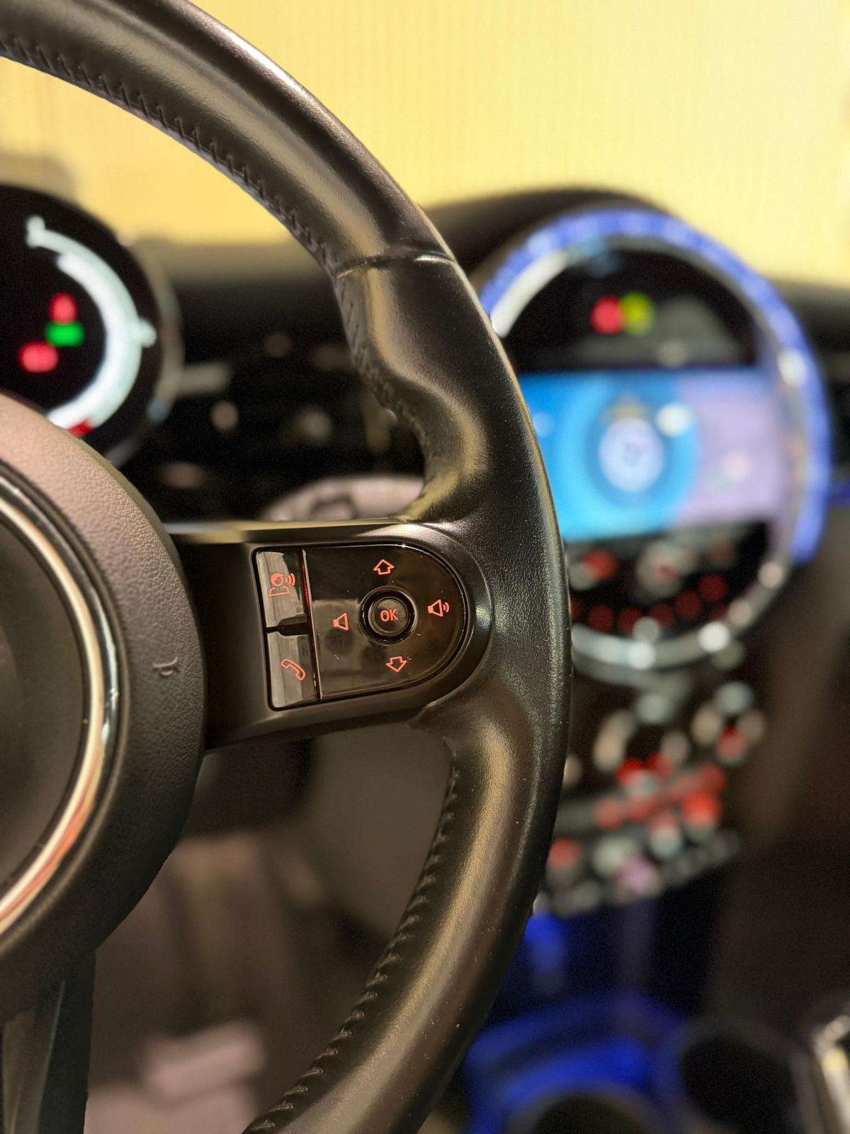 mini-cabrio-2023-gasolina-1499cc