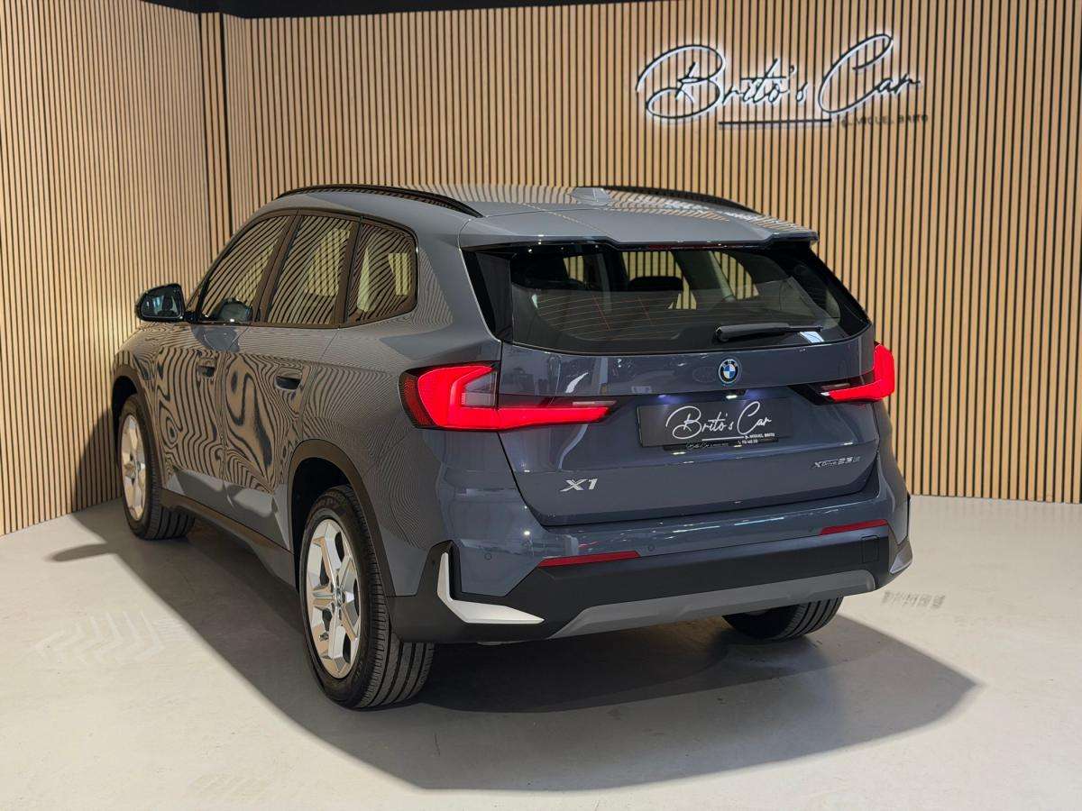 bmw-x1-2024-hibrido-a-gasolina-1499cc