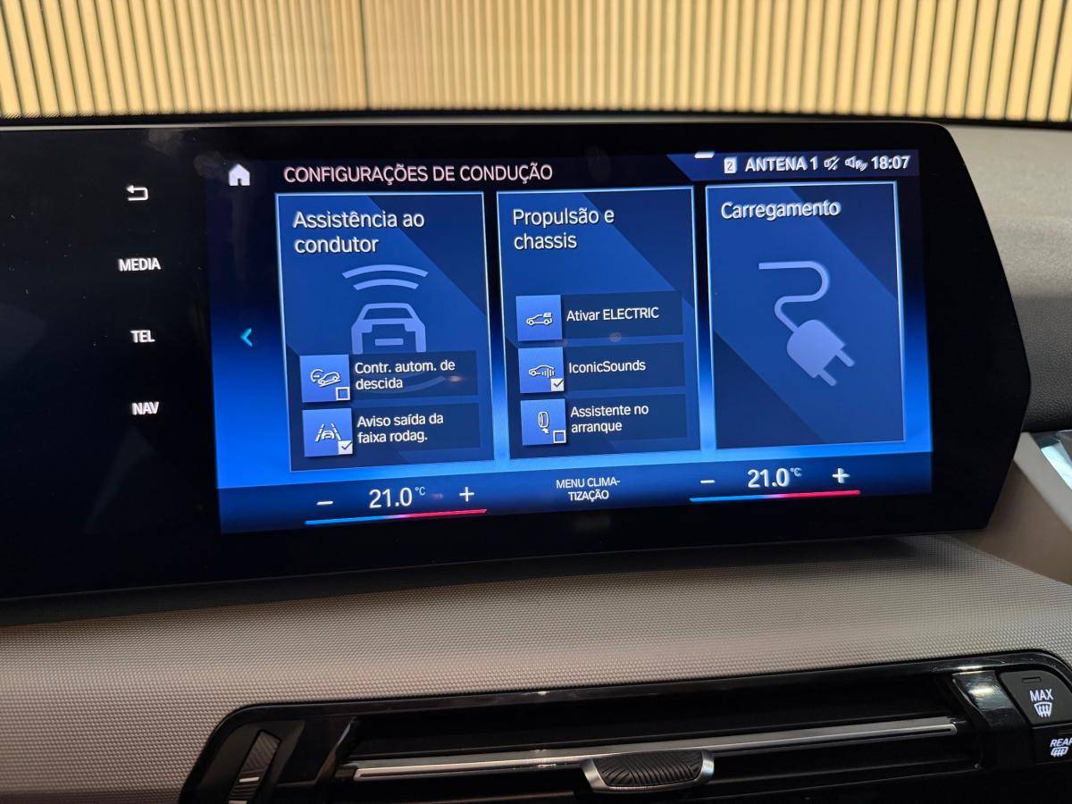 bmw-x1-2024-hibrido-a-gasolina-1499cc
