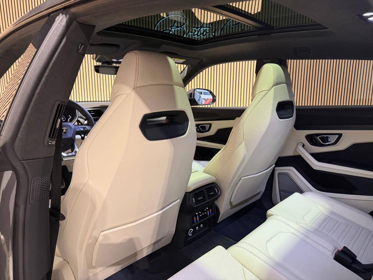 lamborghini-urus-2026-hibrido-a-gasolina-3996cc