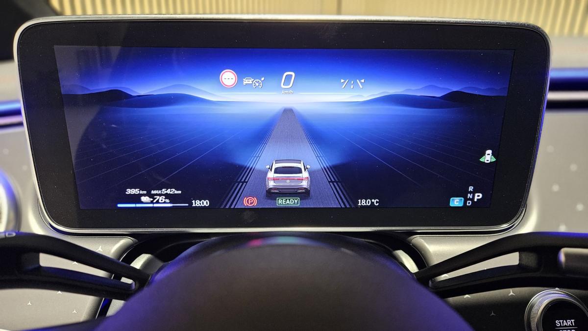 mercedes-benz-eqs-2023-eletrico-500cc