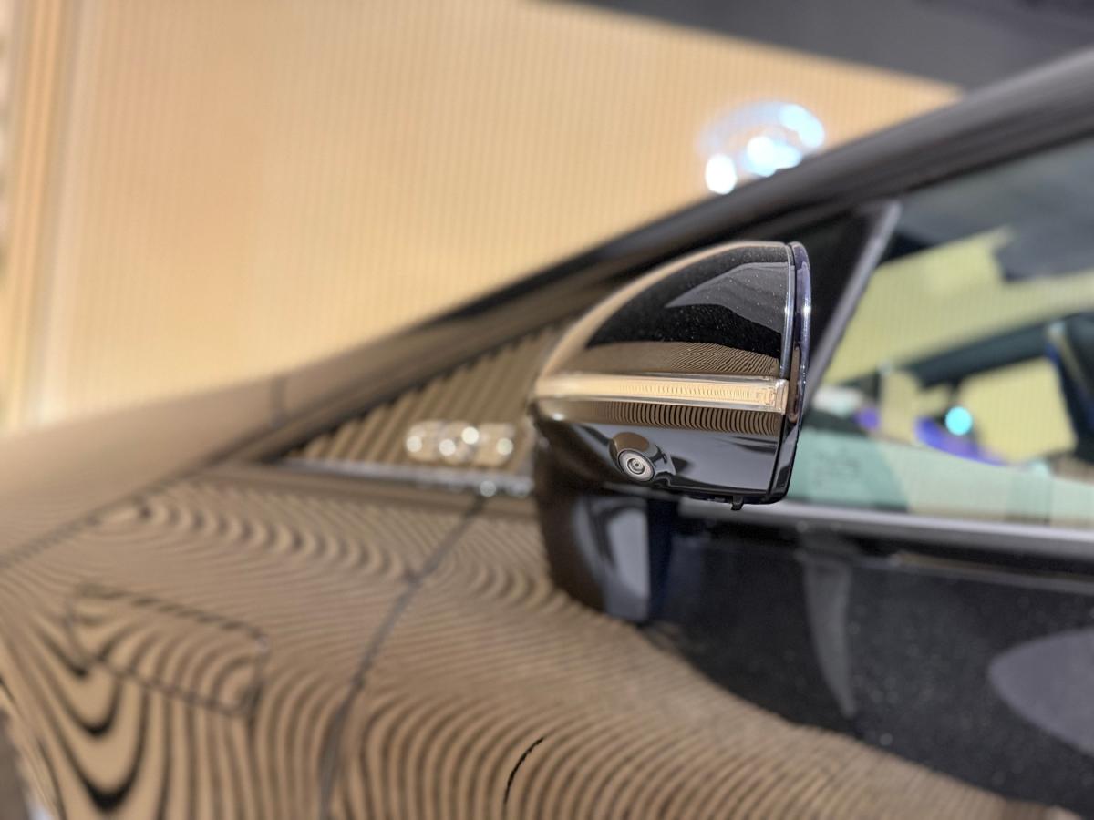 mercedes-benz-eqs-2023-eletrico-500cc