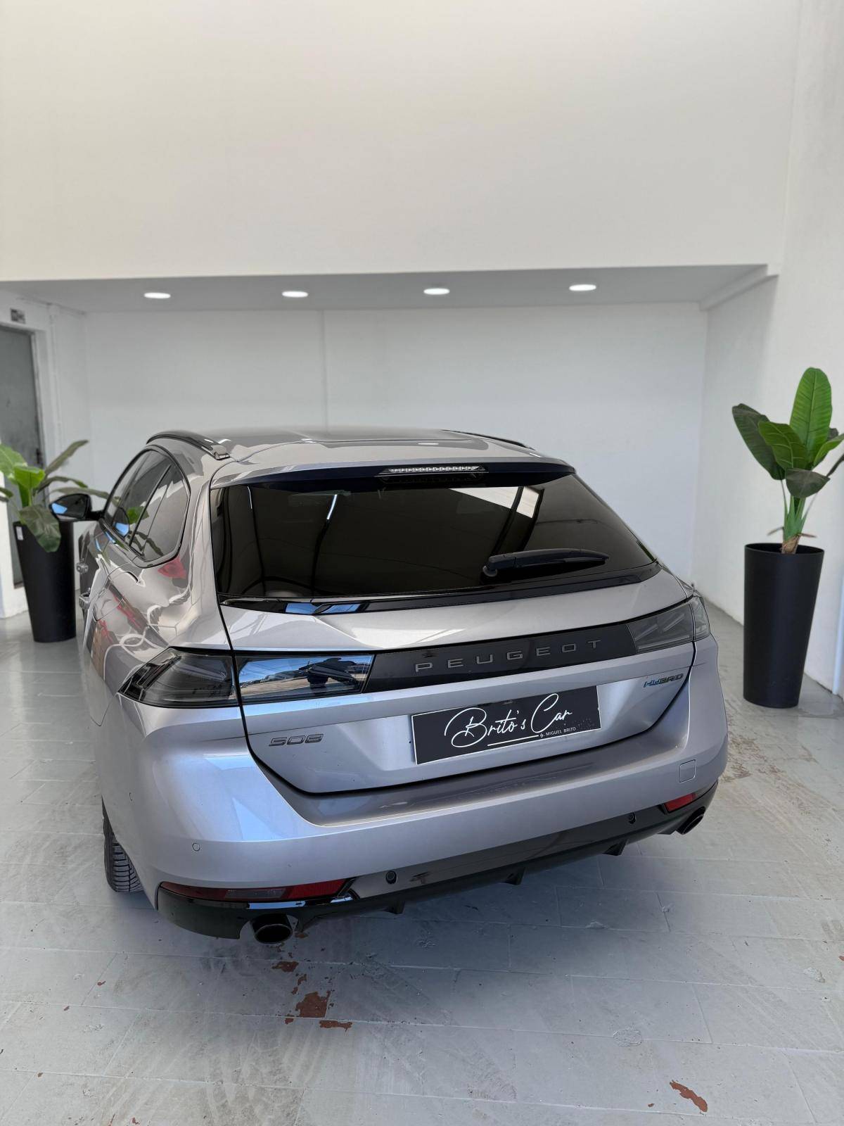 peugeot-508-sw-2023-hibrido-a-gasolina-1598cc