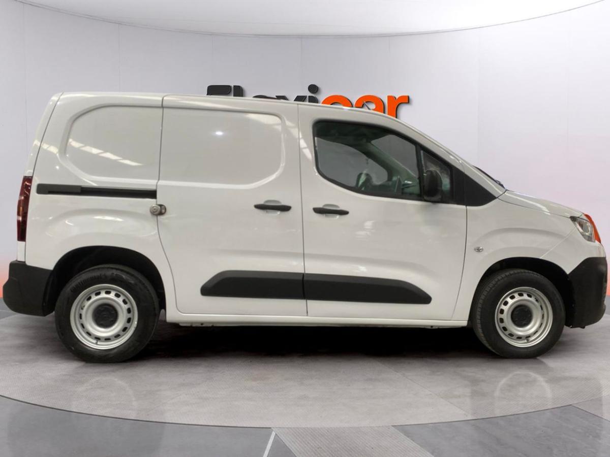 citroen-berlingo-2023-diesel-1499cc