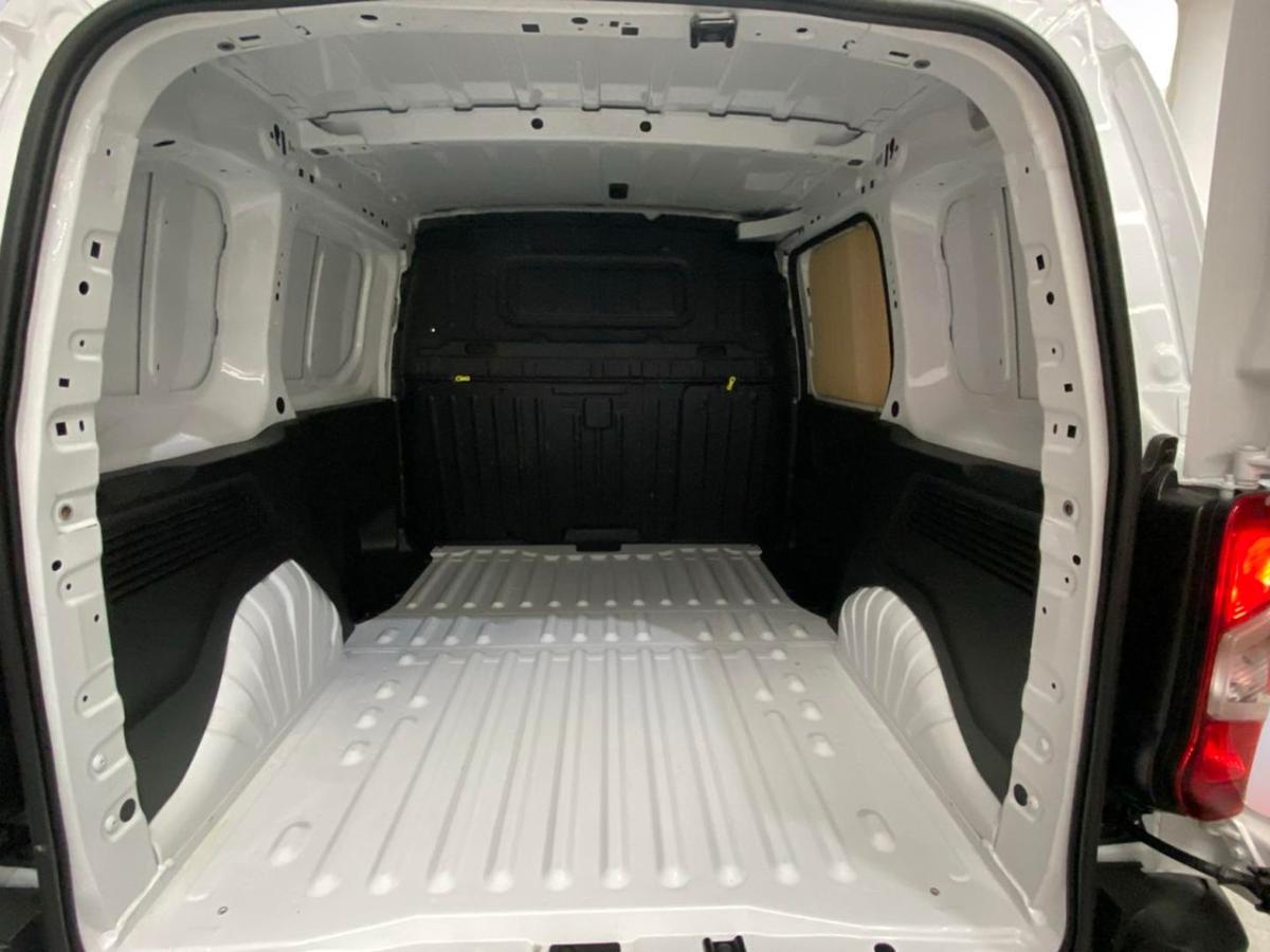 citroen-berlingo-2023-diesel-1499cc