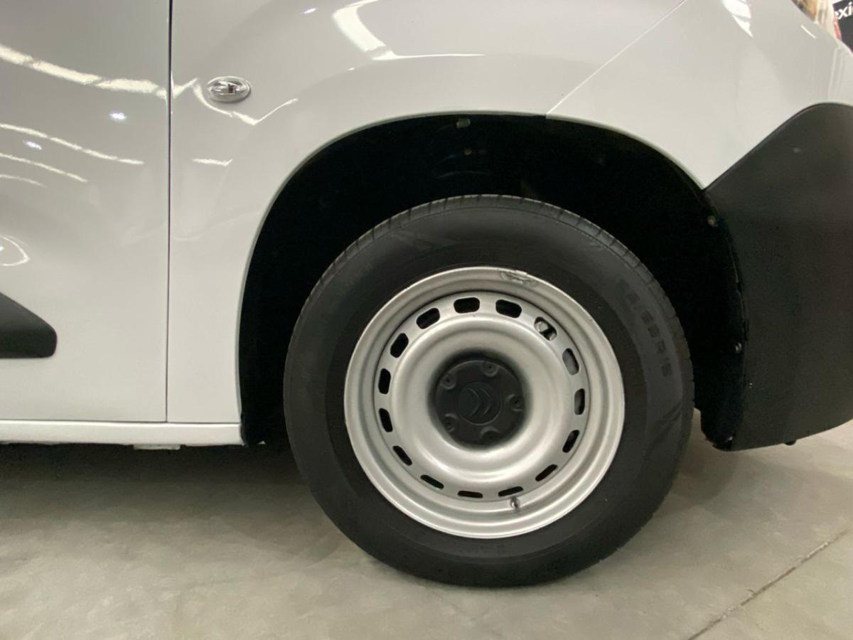citroen-berlingo-2023-diesel-1499cc
