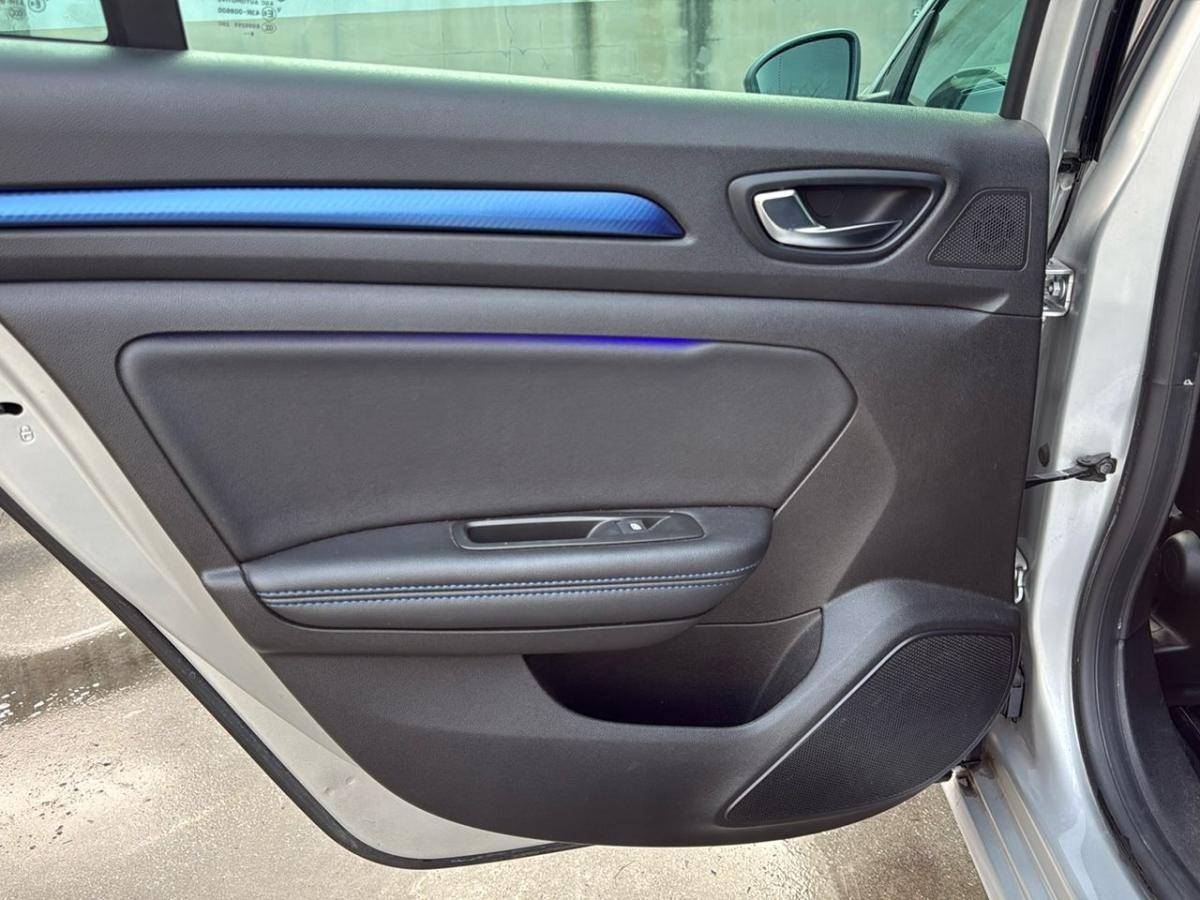 renault-megane-sport-tourer-2019-gasolina-1332cc