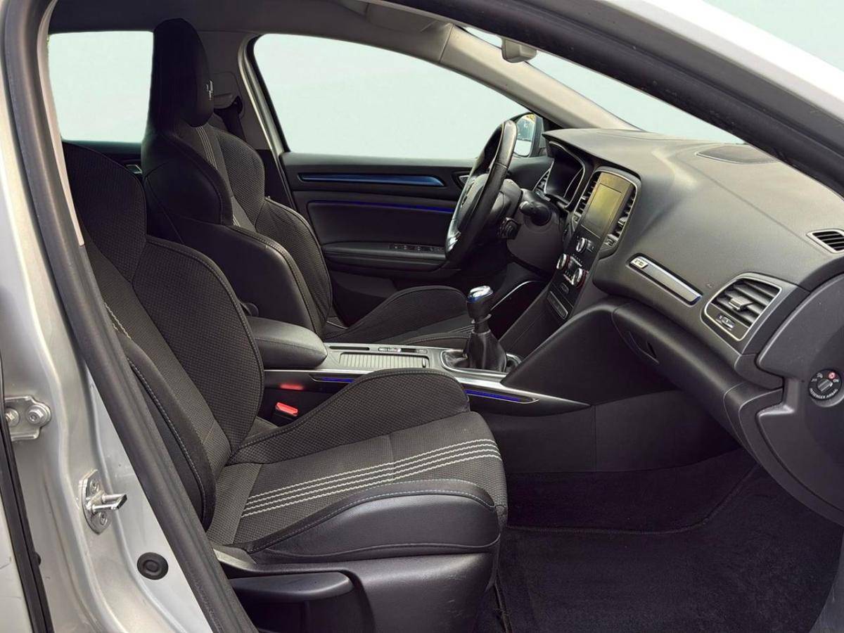renault-megane-sport-tourer-2019-gasolina-1332cc