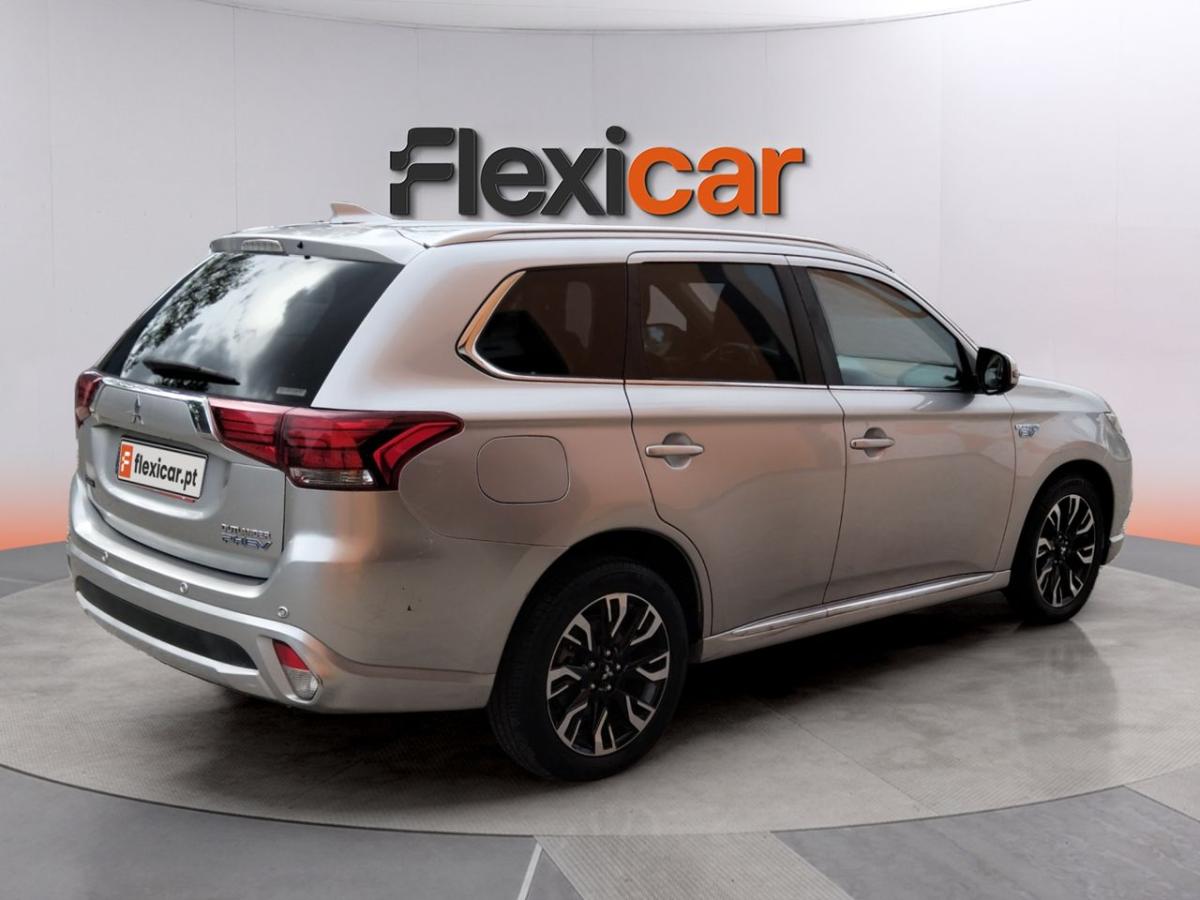 mitsubishi-outlander-2018-hibrido-a-gasolina-1998cc