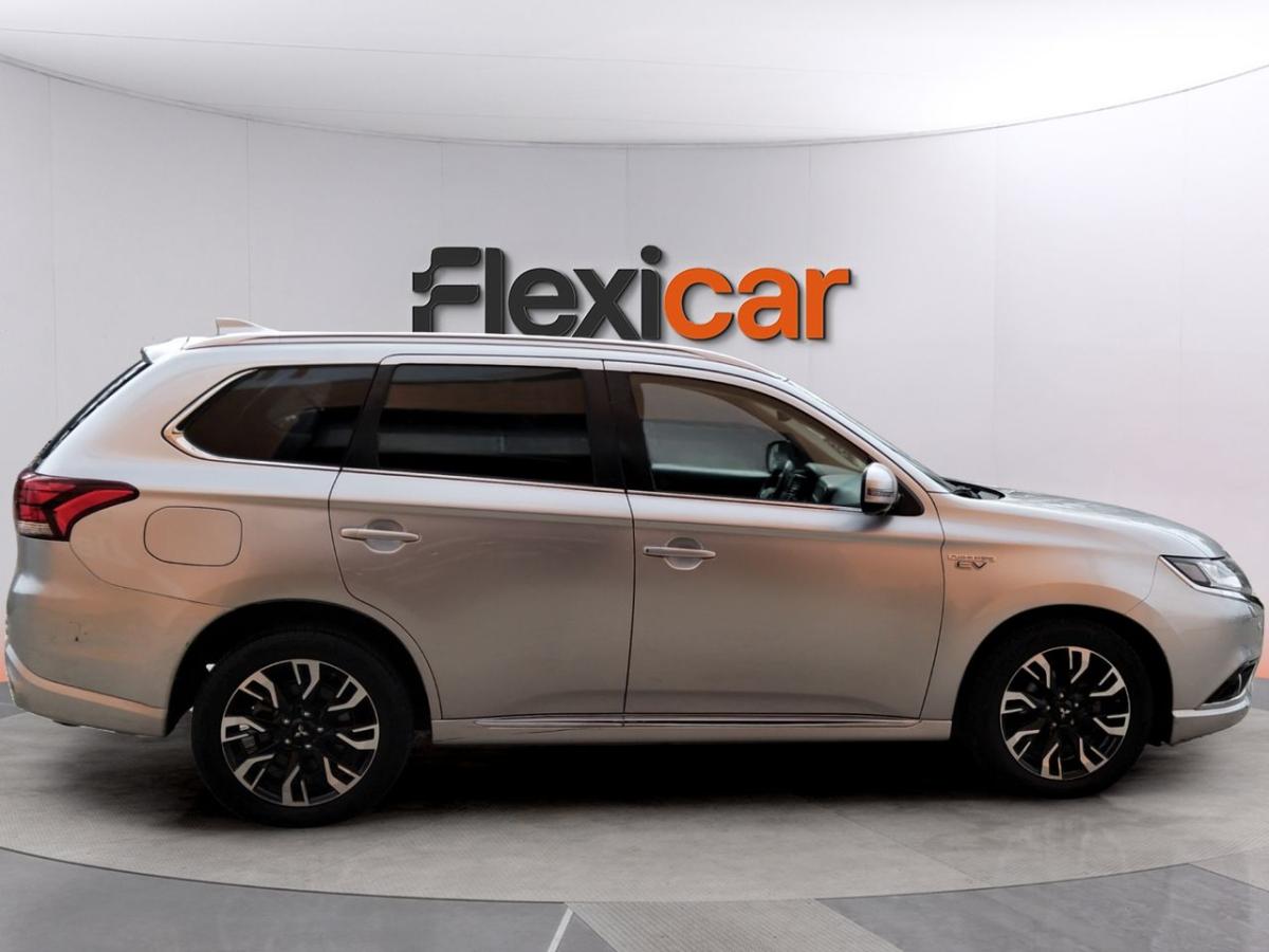 mitsubishi-outlander-2018-hibrido-a-gasolina-1998cc